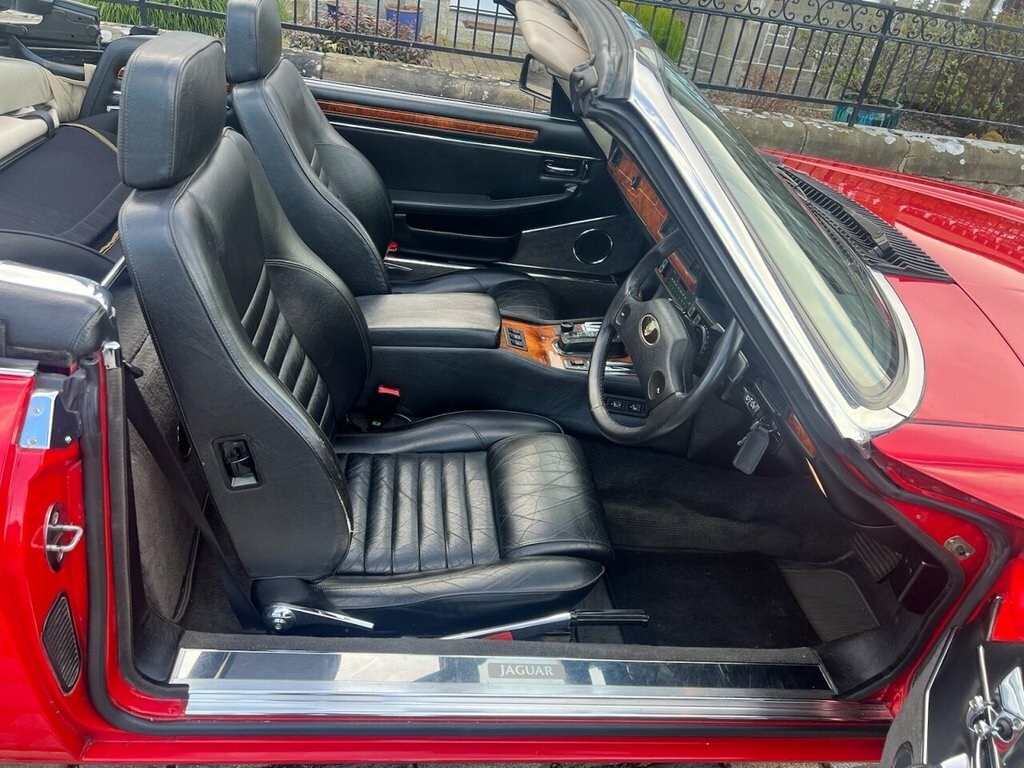Jaguar XJS 5.3L Convertible Red #4