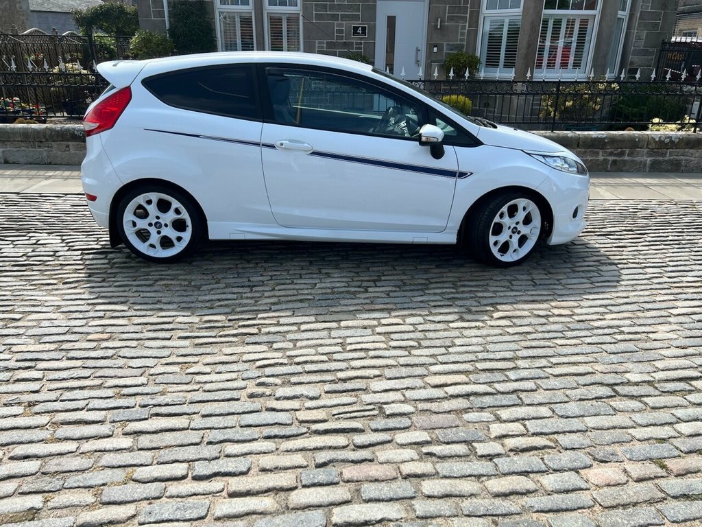 Ford Fiesta 1.6L S1600 White #6