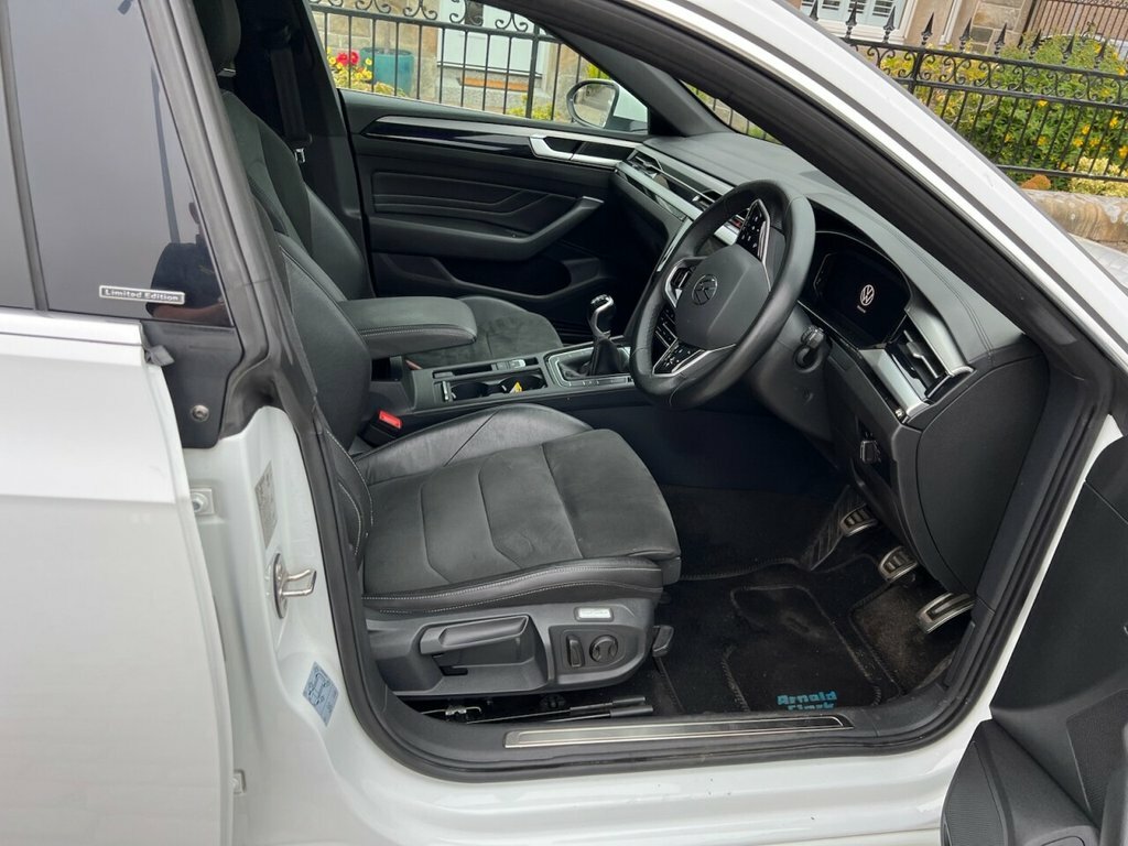 Volkswagen Arteon Estate SC21LGN White #3