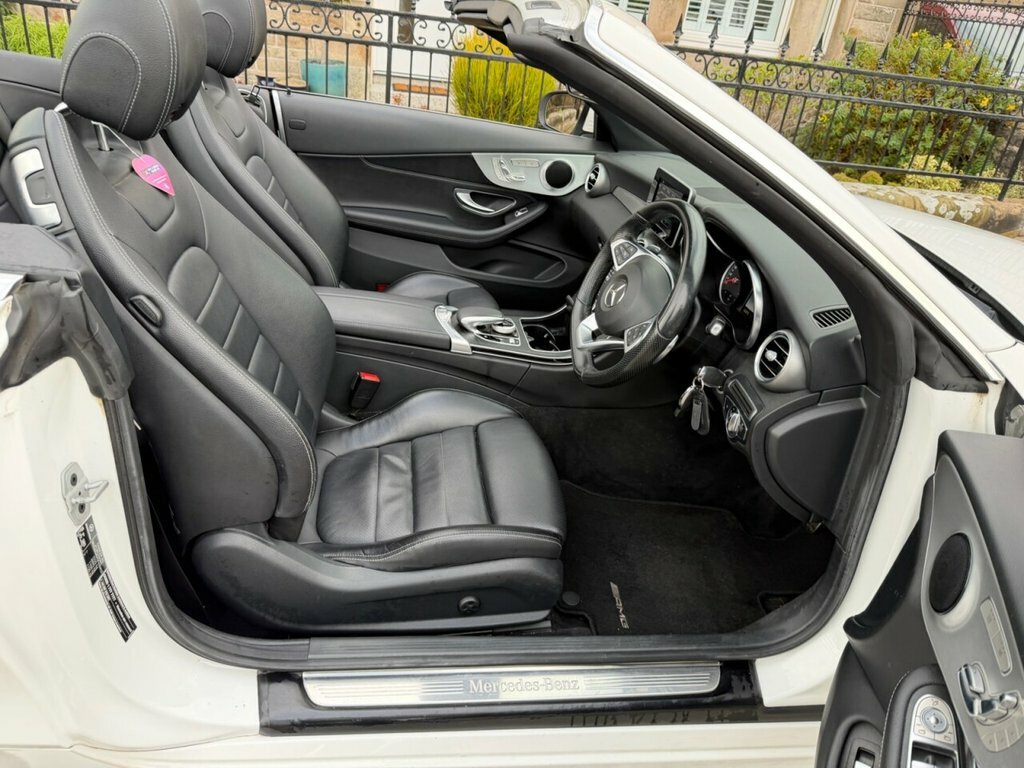Mercedes-Benz C Class Convertible SJ67FFX White #2