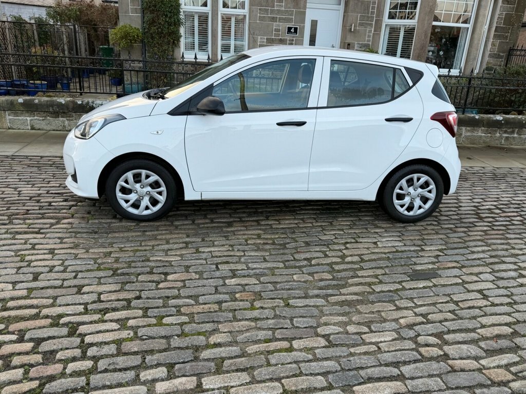 Hyundai I10 1L S ST67LHO White #4