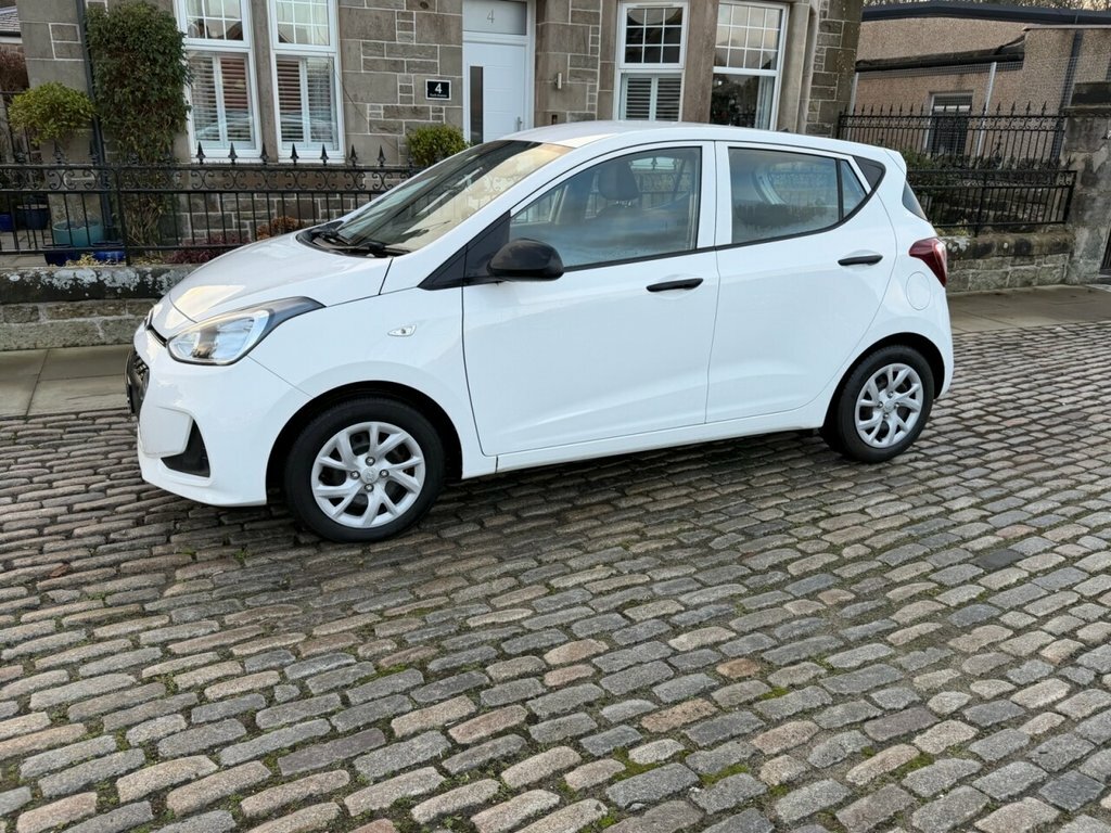 Hyundai I10 1L S ST67LHO White #3