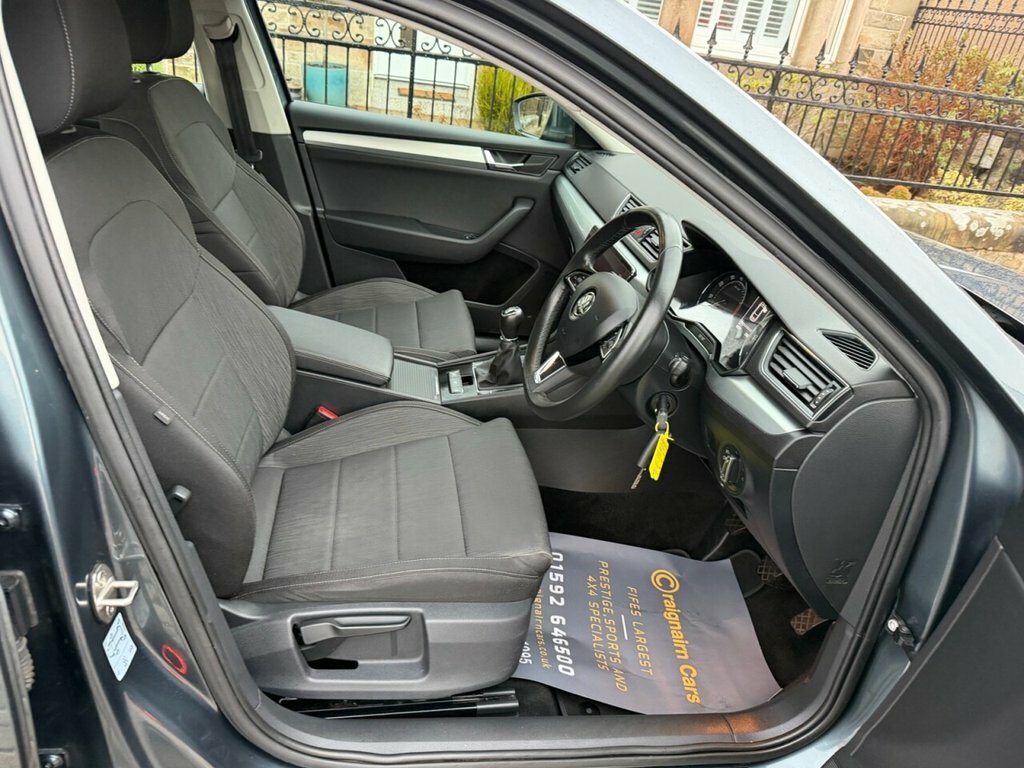 Skoda Superb Estate SM18NLR Grey #2