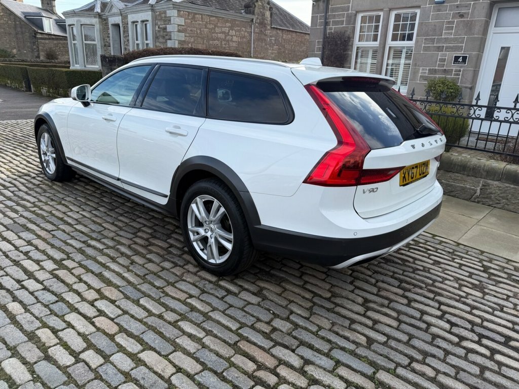 Volvo V90 Cross Country Estate KY67UZM White #5