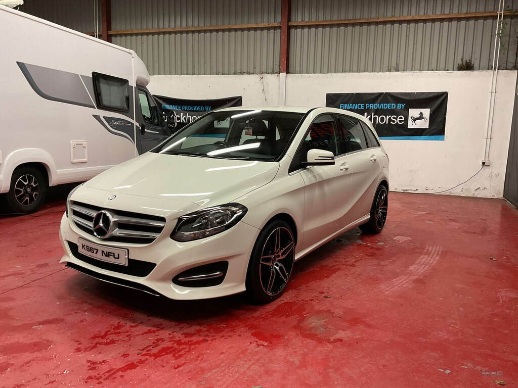 Mercedes-Benz B Class B180d Sport White #6