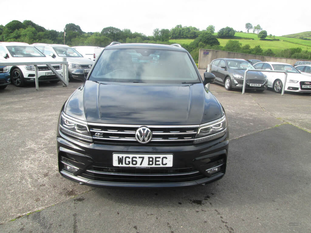 Volkswagen Tiguan 2.0 Tdi 150 4Motion R-line WG67BEC Black #3