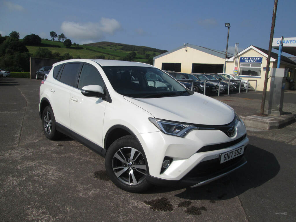 Toyota Rav 4 2.0 D-4d Business Edition Tss 2Wd White