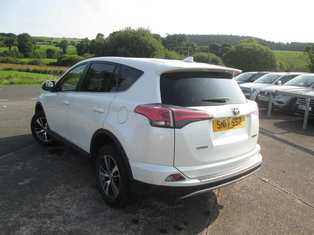 Toyota Rav 4 2.0 D-4d Business Edition Tss 2Wd SN17SSZ White #5