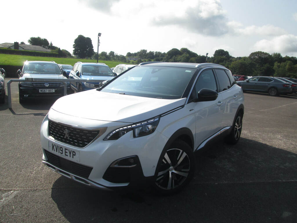 Peugeot 3008 1.5 Bluehdi Gt Line KV19EYP White #2