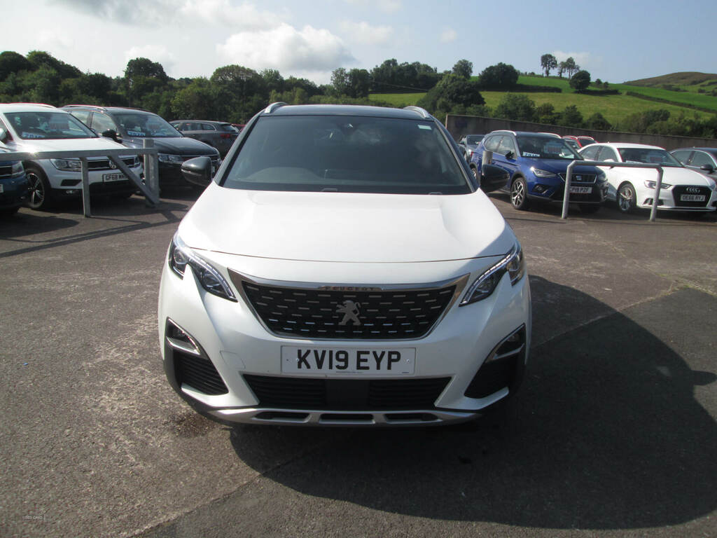 Peugeot 3008 1.5 Bluehdi Gt Line KV19EYP White #3