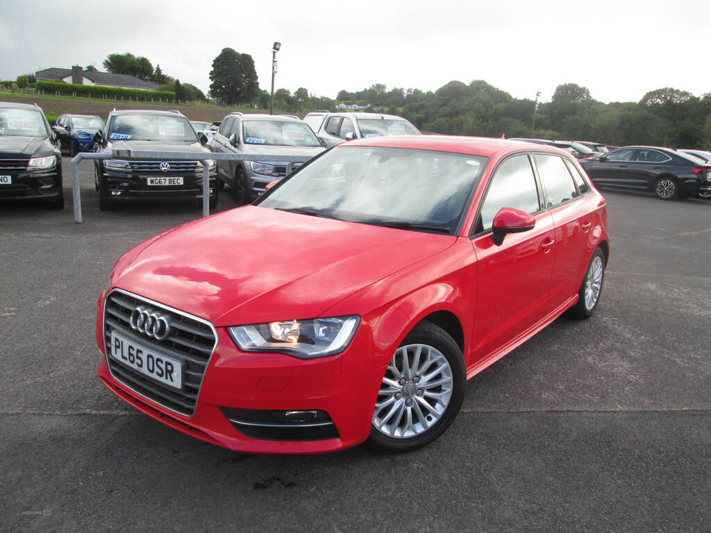 Audi A3 1.6 Tdi Ultra 110 Se Technik PL65OSR Red #2