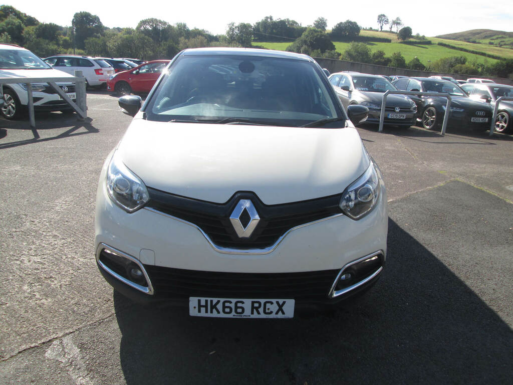 Renault Captur 1.5 Dci 90 Dynamique S Nav HK66RCX Black #3