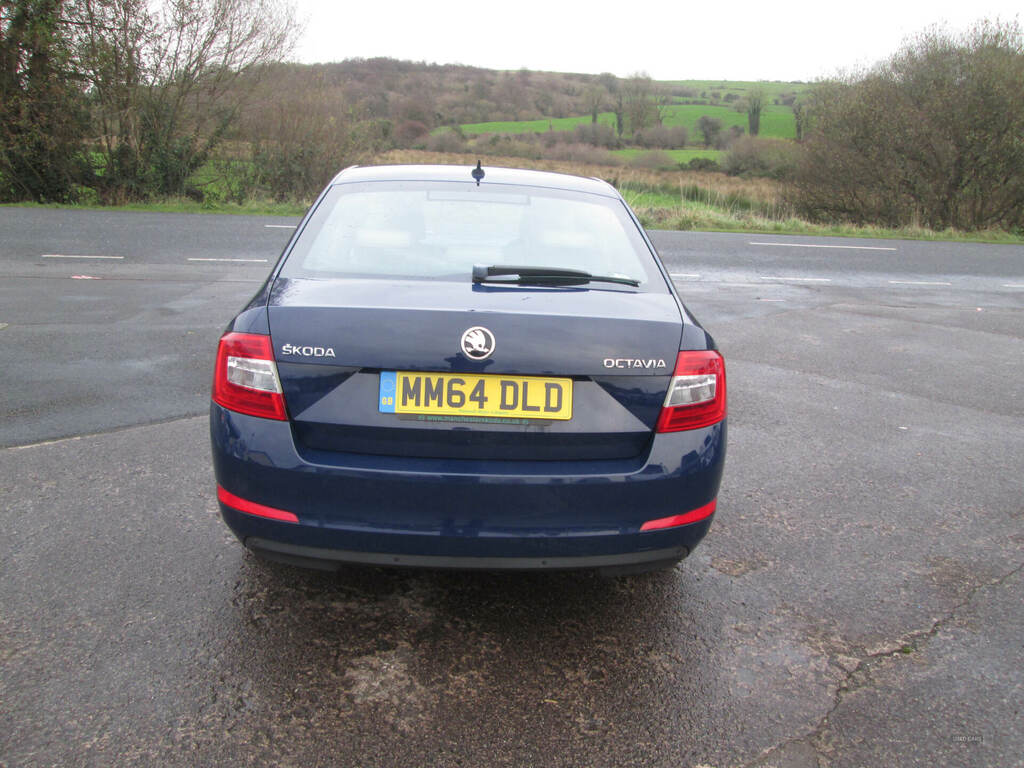 Skoda Octavia 1.6 Tdi Cr Elegance Blue #6