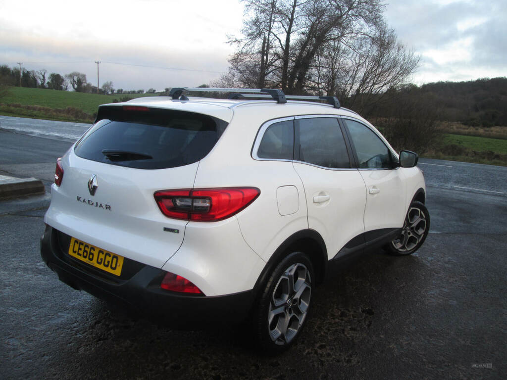 Renault Kadjar 1.5 Dci Dynamique S Nav CE66GGO White #2