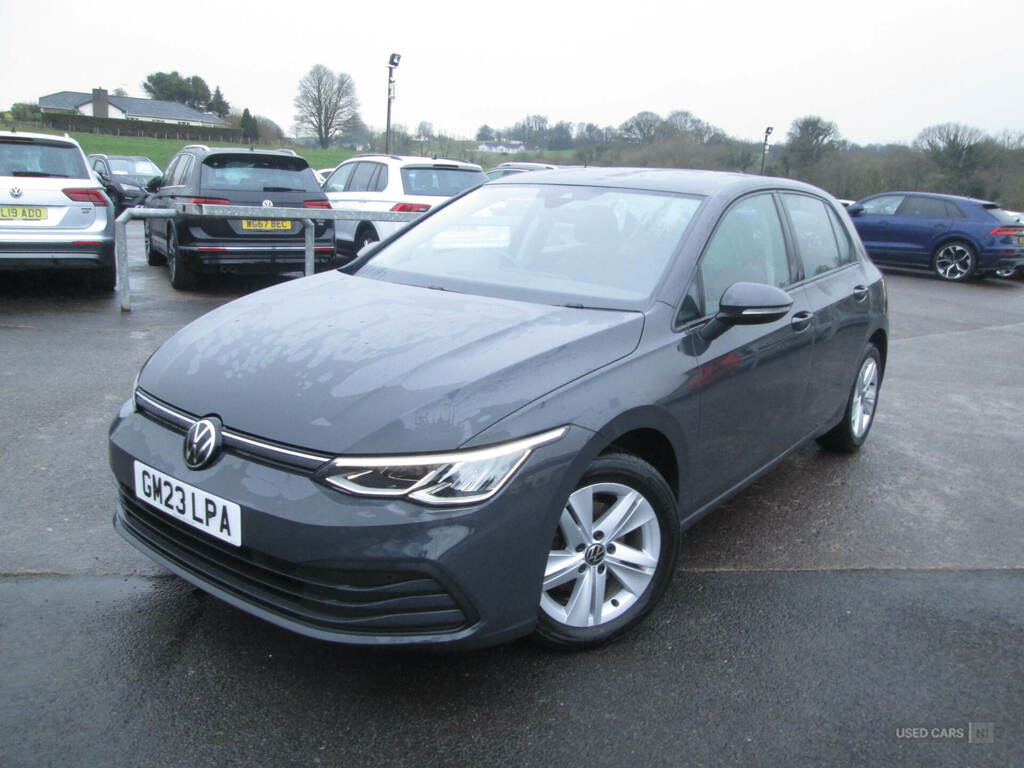Volkswagen Golf 1.5 Tsi Life GM23LPA Grey #2
