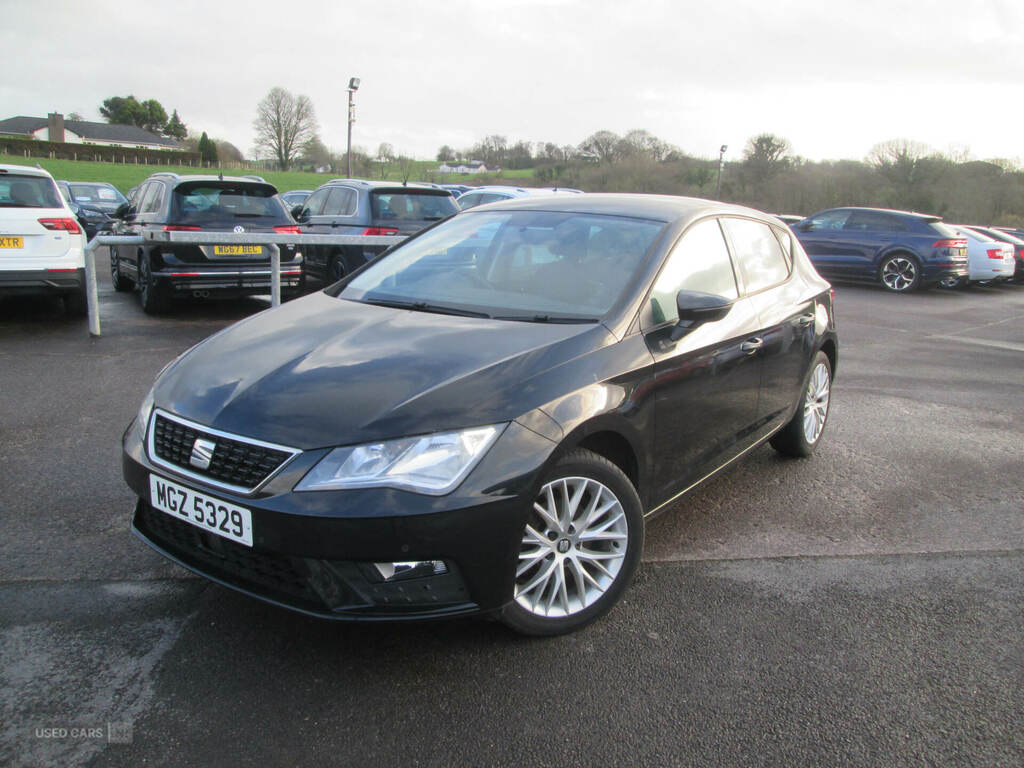 Seat Leon 1.6 Tdi Se Dynamic Ez MGZ5329 Black #2