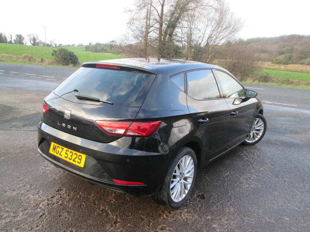 Seat Leon 1.6 Tdi Se Dynamic Ez MGZ5329 Black #4
