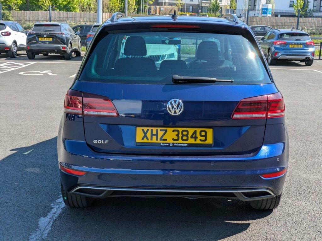 Volkswagen Golf SV 1.6L Match Blue #5
