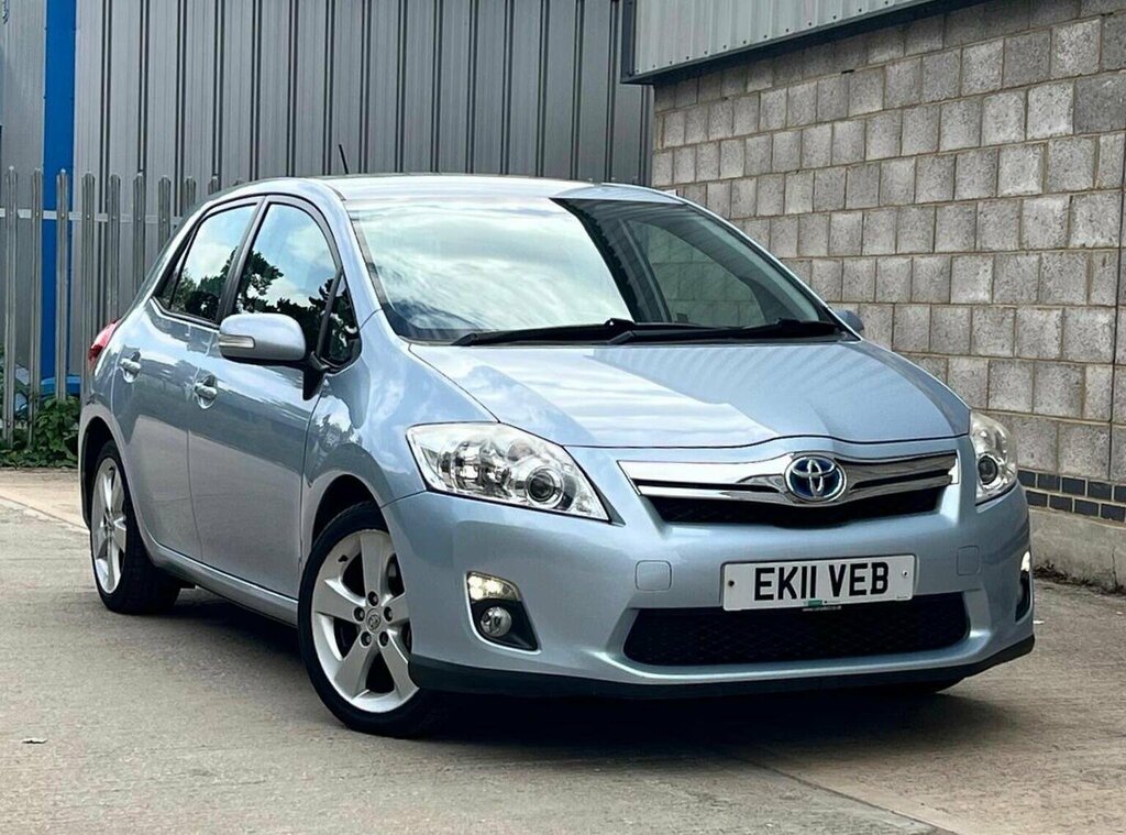 Toyota Auris Hatchback 1.8 Vvt-h T Spirit Cvt Euro 5 Ss Blue