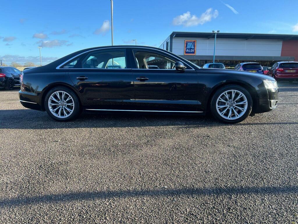 Audi A8 Saloon 4.0 Tfsi V8 Se Executive Tiptronic Quattro Black #3