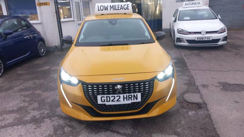 Peugeot 208 1.2 Puretech 100 Allure Premium - 2022 22 GD22HRN Yellow #2
