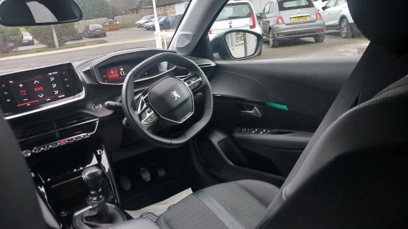 Peugeot 208 1.2 Puretech 100 Allure Premium - 2022 22 GD22HRN Yellow #6