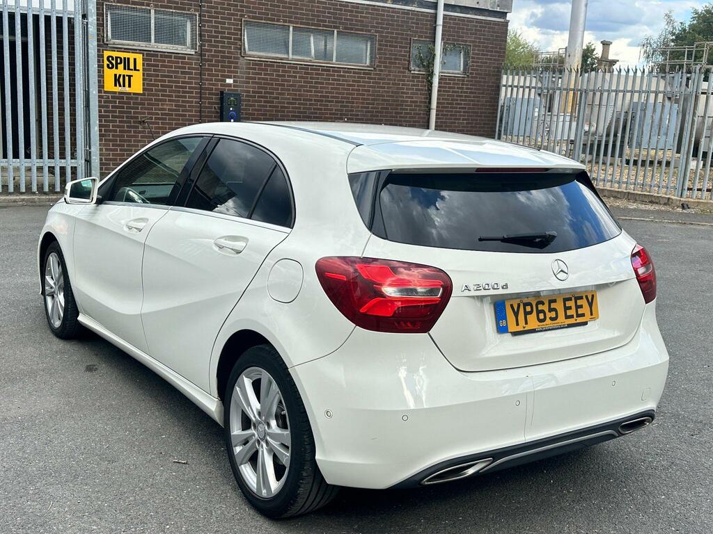 Mercedes-Benz A Class 2.1 A200d Sport Premium 7G-dct Euro 6 Ss YP65EEY White #4