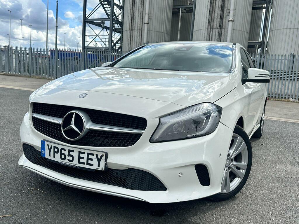 Mercedes-Benz A Class 2.1 A200d Sport Premium 7G-dct Euro 6 Ss YP65EEY White #5
