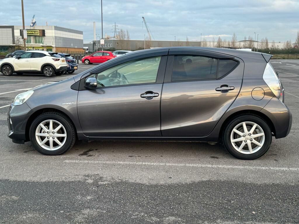 Toyota Aqua 1.5 Hybrid Grey #6