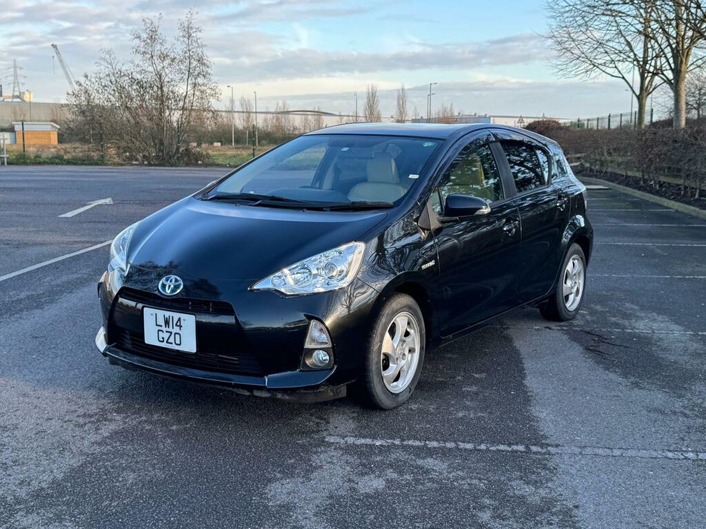 Toyota Aqua 1.5 Hybrid Black #4