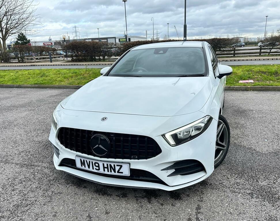 Mercedes-Benz A Class 2.0 A200d Amg Line Executive 8G-dct Euro 6 Ss MV19HNZ White #2