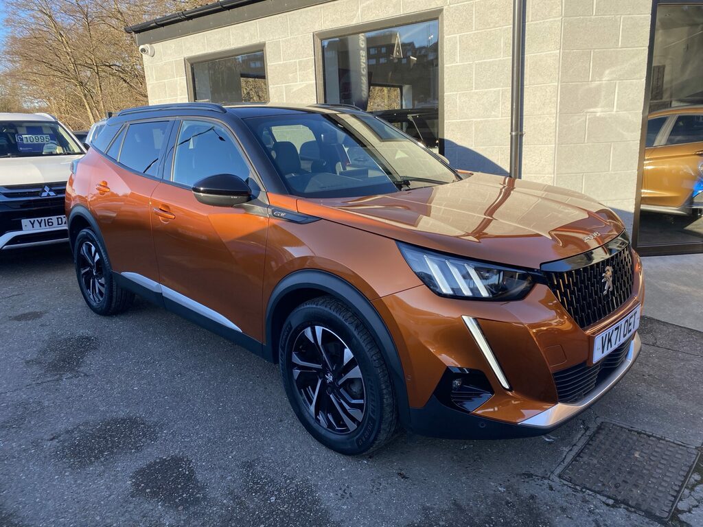 Peugeot 2008 Peugeot 2008 1.5 Bluehdi 110 Gt Metallic O Orange #2