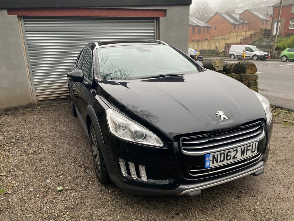 Peugeot 508 SW Peugeot 508 Sw 2.0 H E-hdi Hybrid4 Rxh Egc 4Wd Eur Black