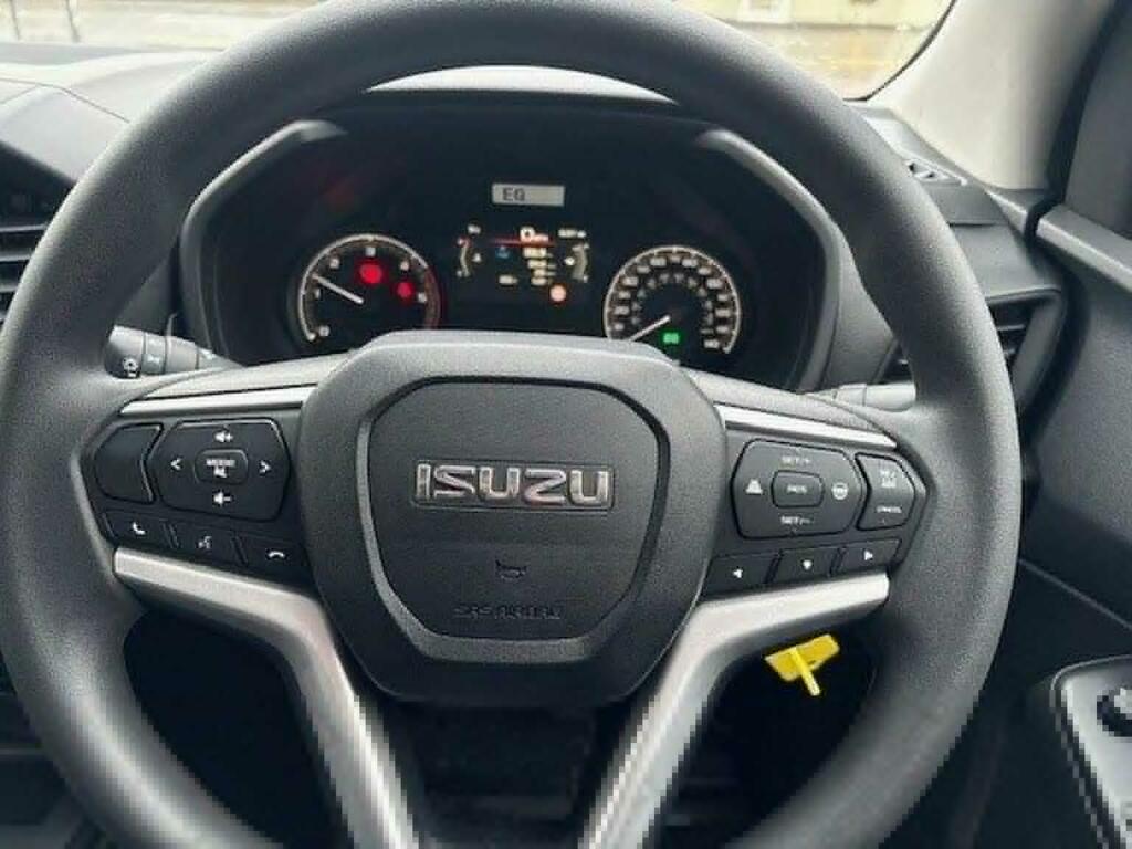 Isuzu D-Max 1.9 Td Utility Diff Lock 4Wd Euro 6 S S AF75HVM White #4