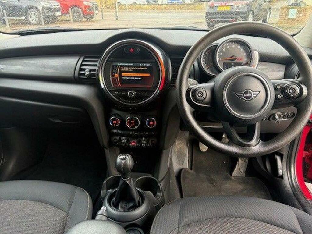 Mini Hatch 1.5 Cooper Classic Euro 6 S S SB19TXV Red #2