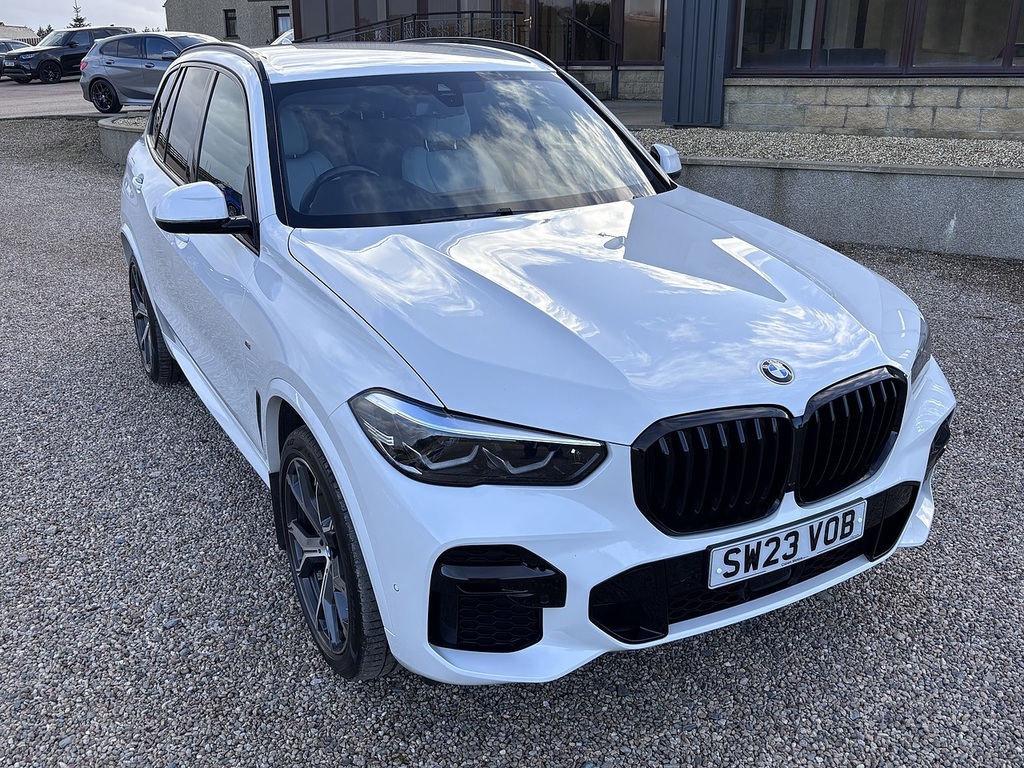 BMW X5 Suv SW23VOB White #2