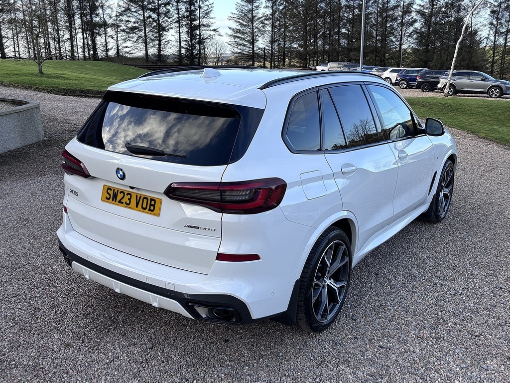 BMW X5 Suv SW23VOB White #5