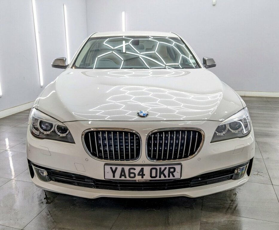 BMW 7 Series 3L Se White #2