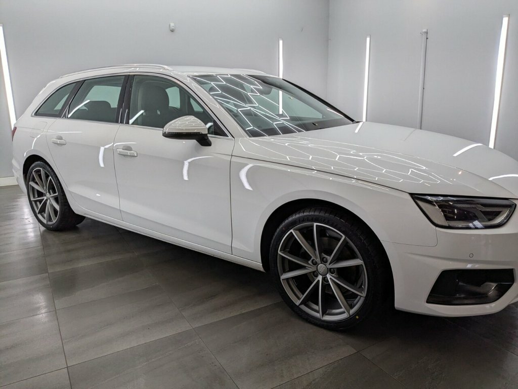 Audi A4 Avant 2L Technik PF69AOK White #4