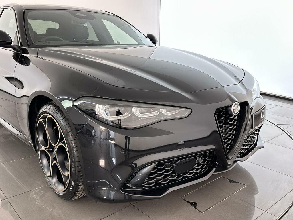 Alfa Romeo Giulia 2.0T Intensa Euro 6 Ss  Black #6