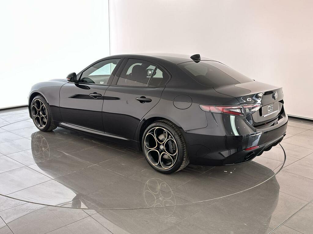Alfa Romeo Giulia 2.0T Intensa Euro 6 Ss  Black #4