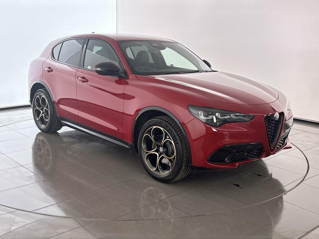 Alfa Romeo Stelvio 2.0T Intensa Q4 Awd Euro 6 Ss Red