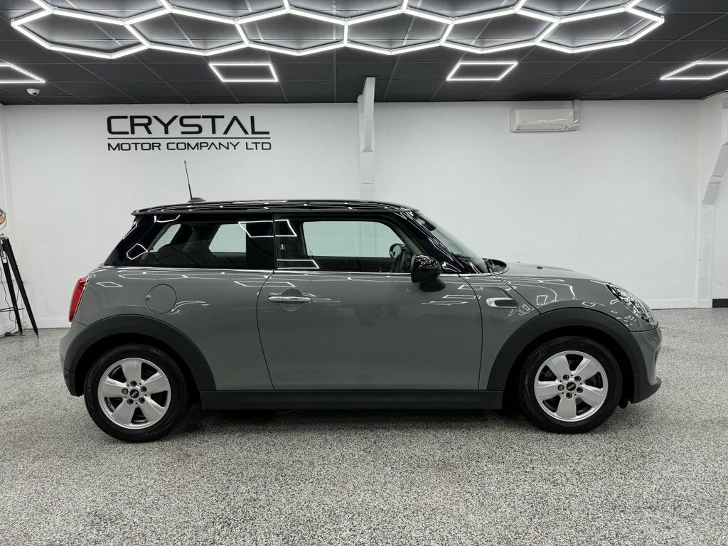 Mini Hatch 1.5L Cooper Classic LA68GKF Grey #2