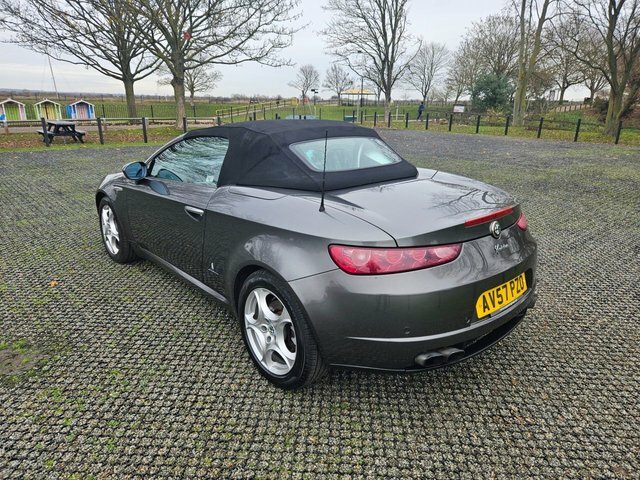 Alfa Romeo Spider Convertible Grey #3