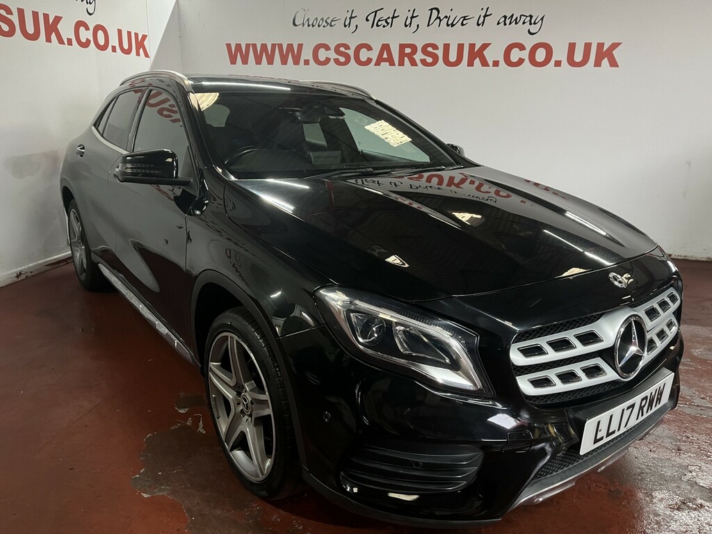 Mercedes-Benz GLA Class 2.1 Gla200d Amg Line Premium Plus Black