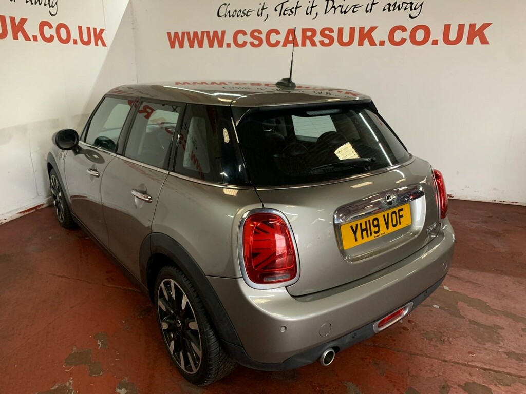 Mini Hatch 1.5 5-Door Hatch Cooper Exclusive YH19VOF Silver #5