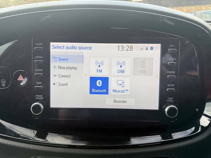 Toyota Aygo X 1.0 Vvt-i Edge - Rear Camera - Apple Car Play FY72XCZ Red #4