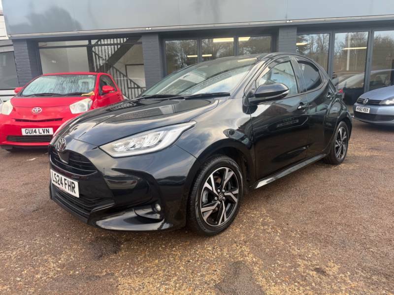Toyota Yaris 1.5 Hybrid Design Cvt - Apple Car Play - Rear Black