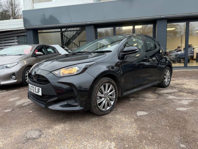 Toyota Yaris 1.5 Hybrid Icon Cvt - Android Car Play - Black