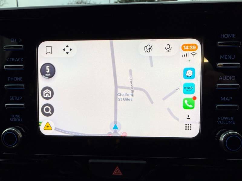 Toyota Yaris 1.5 Hybrid Icon Cvt - Android Car Play - AJ72EJF Black #4